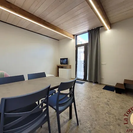 La Torre Di Apartment